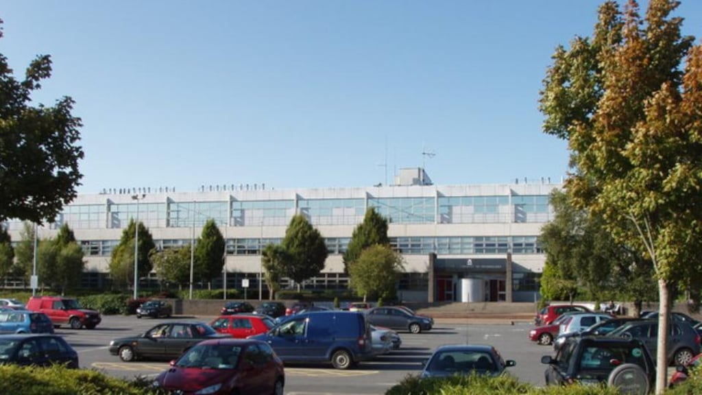 Lecturers at Waterford Institute of Technology (WIT) have voted overwhelmingly in favour of industrial action against a planned merger with IT Carlow under forthcoming legislation.