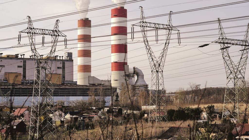 The coal-fired power plant in Rybnik, Poland. the country’s plan to quickly cut down on coal as its main electricity fuel may take longer than expected given the difficulties over gas supplies. Photographer: Bartek Sadowski/Bloomberg