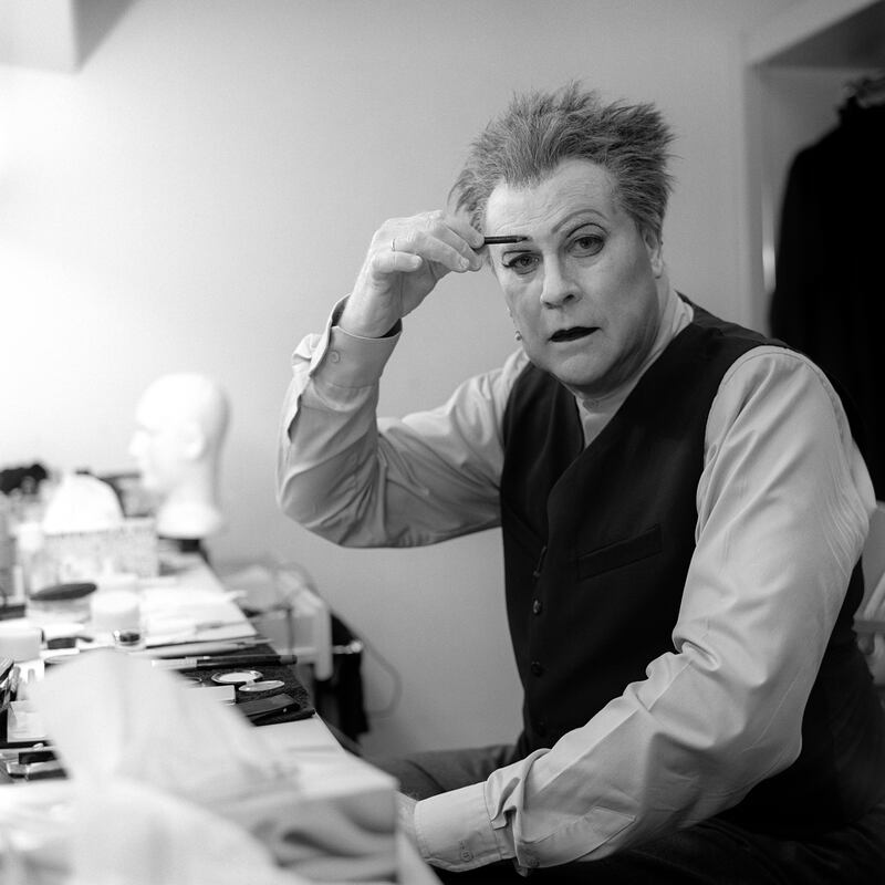 Robert Wilson prepares for Krapp's Last Tape. Photograph: John Minihan