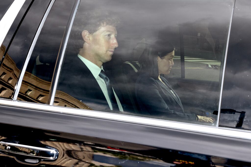 Mark Zuckerberg, chief executive of Meta, arrives at federal court in Washington on Wednesday. Photographer: Kent Nishimura/Bloomberg