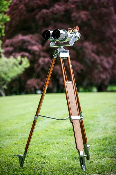 Rare binoculars captured from a Japanese warship at end of the second World War, in chrome, brass, and oak. Restored and fully operational (€5,000-€7,000).
