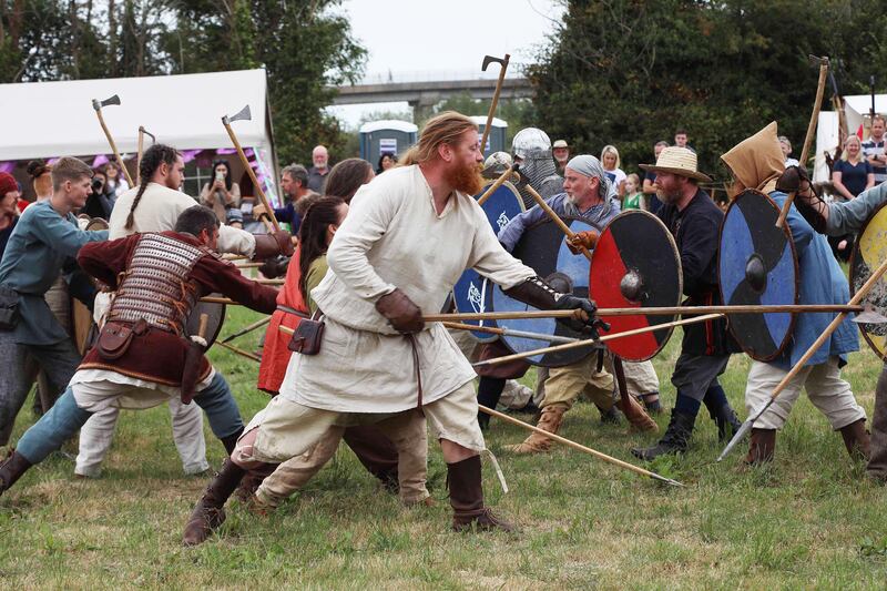 See live performances from Déise Medieval Battle Reenactments on Sunday, August 18th at the free Woodstown Viking Festival