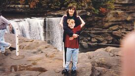 Parents of Islamic State hostage Peter Kassig release photos