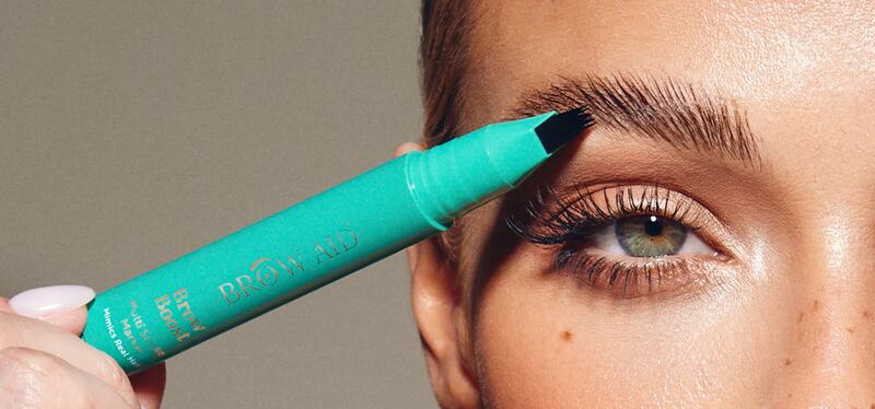 Brow Aid Brow Boost is a multi-stroke marker