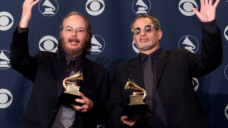 Walter Becker (L) and Donald Fagan with their Grammy for Best Pop Vocal Album for 'Two Against Nature' in 2001. Photograph: Sam Mircovich/Reuters