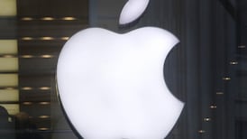 Asia shares inch ahead, euro steady as Fed meets