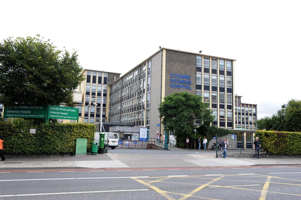 Coombe Womens Hospital, Dublin.
Photograph: Aidan Crawley 28 August 2008