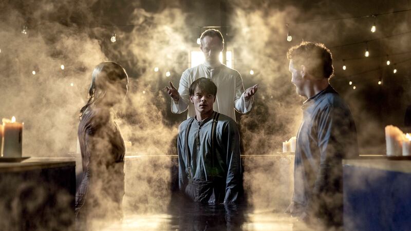 Steven Mackintosh Malin Akerman and Charlie Heaton in the Break on Through episode of Soulmates