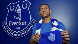 Richarlison completes £40 million Everton move