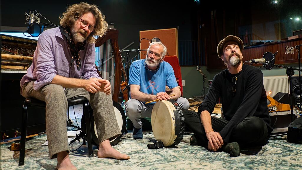 Liam Ó Maonlaí, Rónán Ó Snodaigh agus Myles O’Reilly.