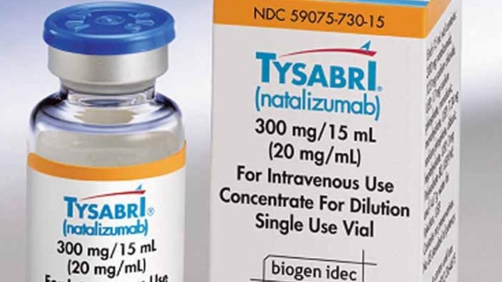 Elan and Royalty Pharma have dismissed each others’ valuations of future sales of Tysabri, Elan’s multiple sclerosis drug sold to its partner Biogen Idec this year in a deal that freed cash and set Elan on an acquisition trail for new investments.
