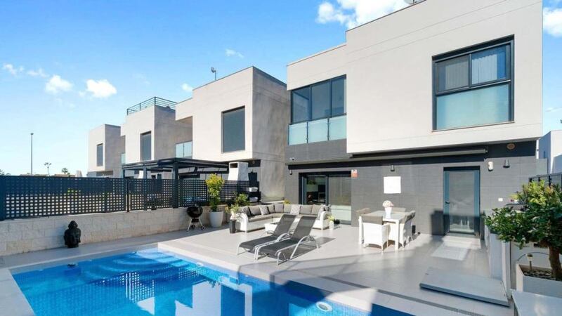 This three-bed villa in Alicante comes with furniture included in the price