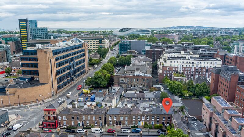 11 Albert Place, Grand Canal Street