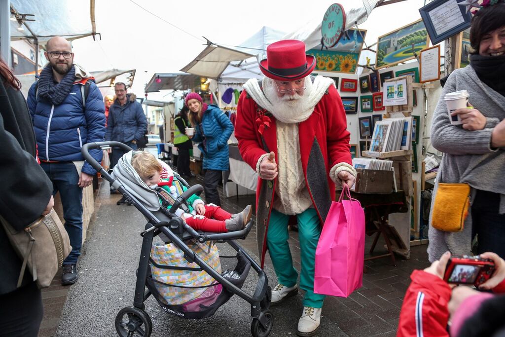 Shoppers have indicated a cautious consumer approach ahead of Christmas. Photograph: Joe O'Shaughnessy/The Irish Times