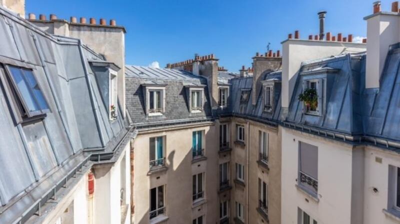 Rooftop apartment in Paris 17