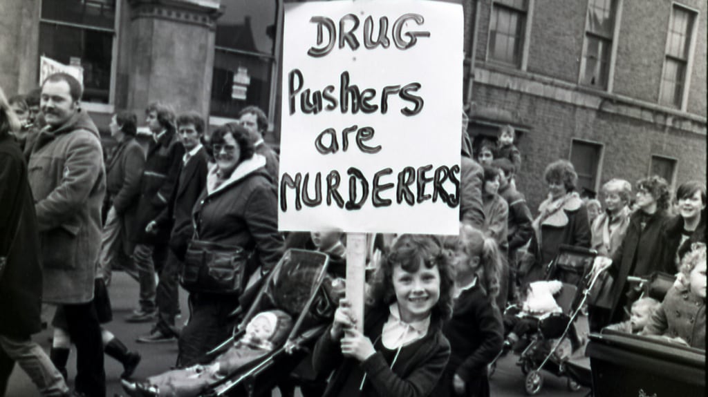 1984 - 1/03/1984 - page 1 - A young girl who took part in the anti-drugs march in Dublin yesterday. Photograph: Kevin McMahon / THE IRISH TIMES . . . neg no 84/2/288