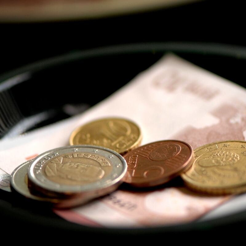 When it comes to tips, cash is king. Photograph: iStock/Getty