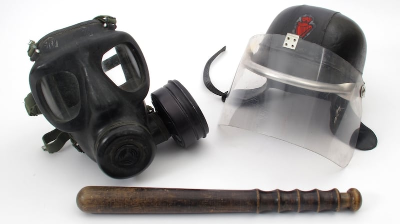 Lot 245: 1970s RUC Special Control riot helmet (€200-€300) at Whyte’s.