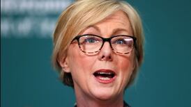 Numbers receiving Covid-19 unemployment payment rises to 598,000