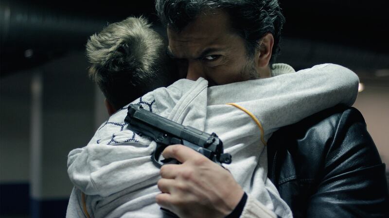 Dragomir Mrsic in Alex