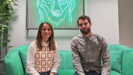 Advertisers ‘caught in middle’ of Apple-Meta battle as traffic from Facebook drops