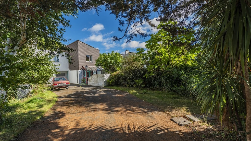 18 Claremont Court, Glasnevin