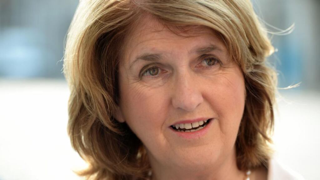 An Tánaiste Joan Burton – fadhbanna sna pobalbhreitheann. grianghraf: frank miller/the irish times