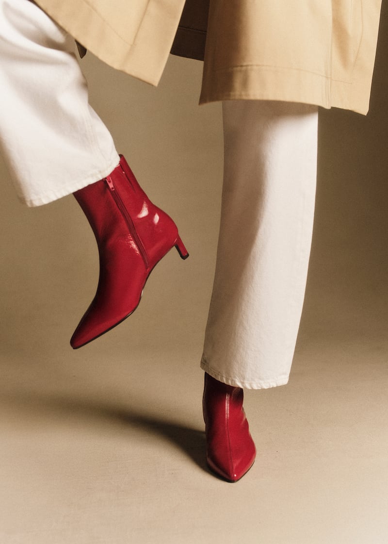 Garance red boots, €205
