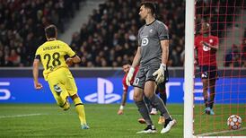 Chelsea survive early scare to ease into quarter-finals