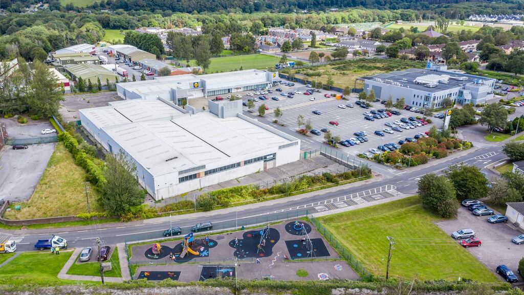 West City Retail Park is located in Cork’s largest suburban town, Ballincollig