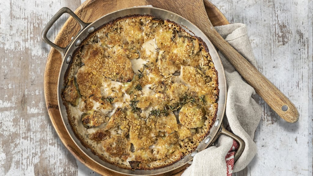 Artichoke balsamico al forno. Photograph: Harry Weir