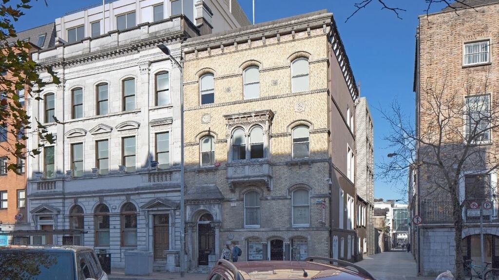 The property is being brought to the market by agent JLL with planning permission for a 58-guestroom boutique hotel.