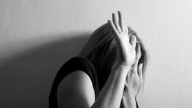 Bill to ban domestic abusers contacting victims by phone, web