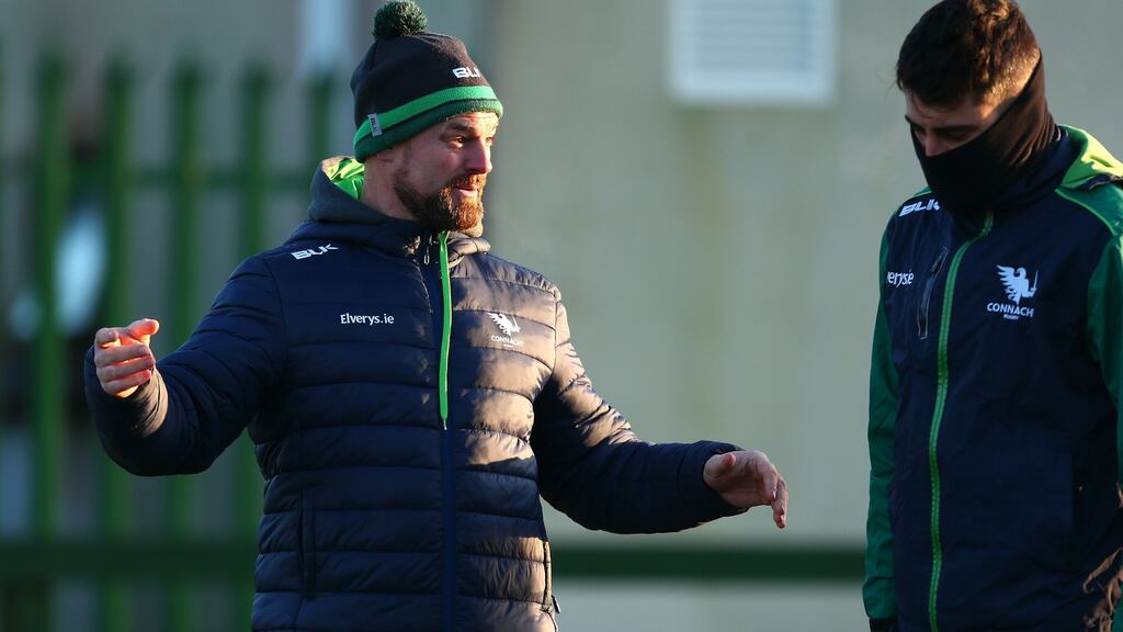 Connacht backs coach Nigel Carolan and Tiernan O’Halloran during training ahead of the Pro14 clash with Munster. Photo: Tom O’Hanlon/Inpho