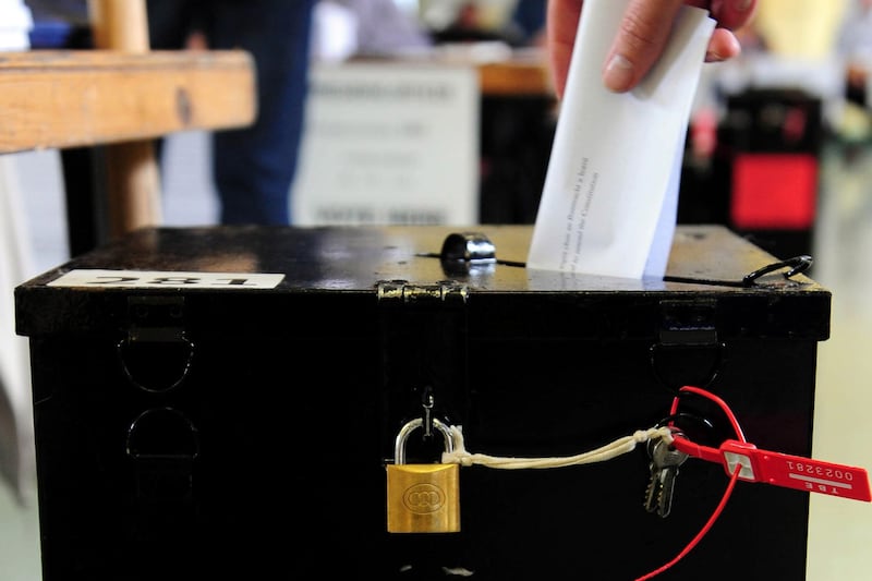 Moves to revive referendum on joining EU patent court as business groups contacted on timing