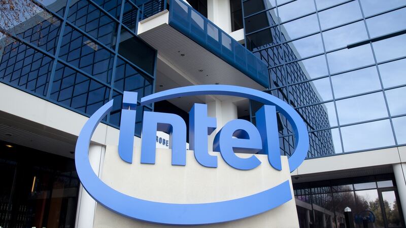Intel taps VMware’s Pat Gelsinger as CEO, to replace Bob Swan