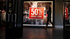 Abercrombie says turnaround efforts to pay off in 2015