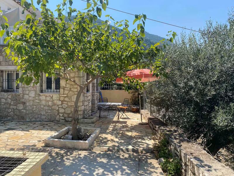 Corfu: Acharavi, Thinali