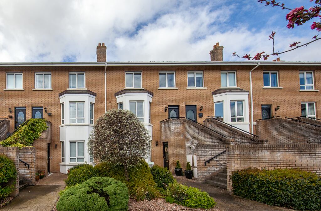10 Castleheath, Swords Road, Malahide, Co Dublin