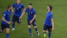 Italy look the real deal as Locatelli double helps seal progress to knock-outs