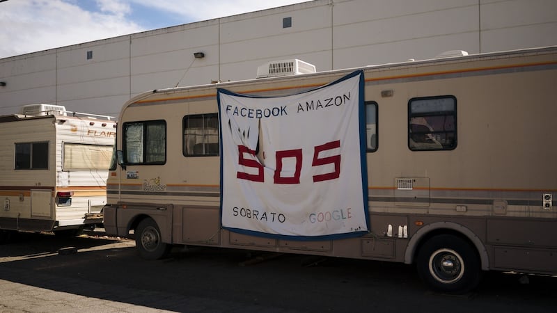 RVs line Bay Road in East Palo Alto, California amidst housing crisis in the Bay Area. Photograph: Mason Trinca/Getty