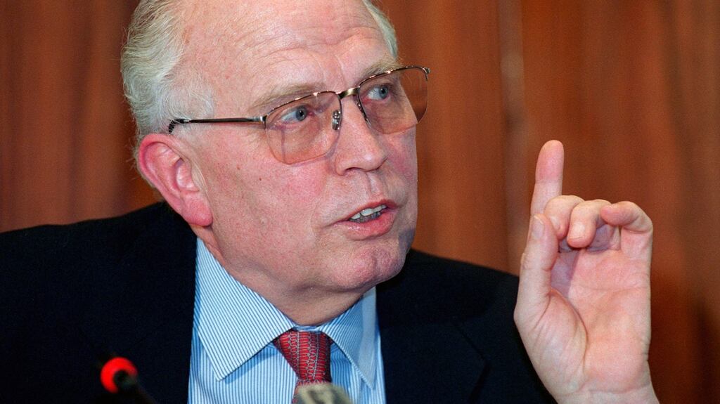 Hans Tietmeyer: August 18th, 1931-December 27th, 2016. Photograph: Frank Kleefeldt/EPA