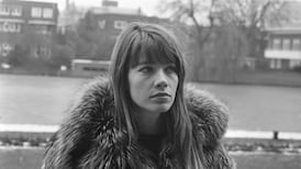 Françoise Hardy, French pop singer and fashion muse, dies aged 80