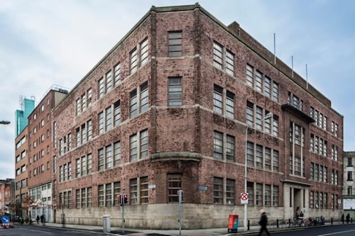 Caveat: High time booming hotels paid VAT in full