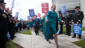 Talks to avert threat of another Aer Lingus strike adjourned