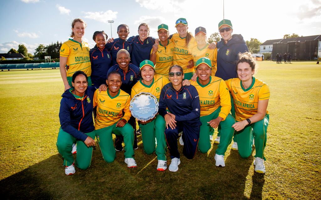 South Africa celebrate their series victory. Photograph: Oisín Keniry