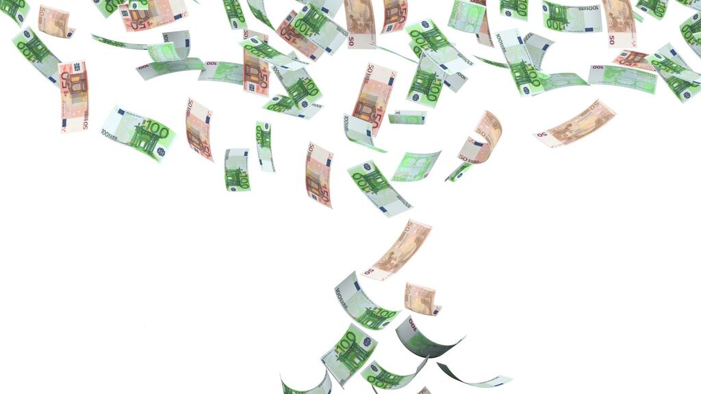 A study by accountants KPMG has estimated Renua Ireland’s core policy of a 23 per cent flat tax rate would give a boost to the Exchequer worth almost € 5 billions per annum.