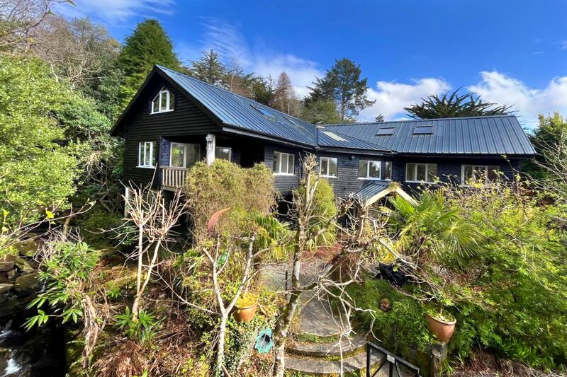 6 Falling Water Lodge, Tooreen, Glengarriff, Co Cork