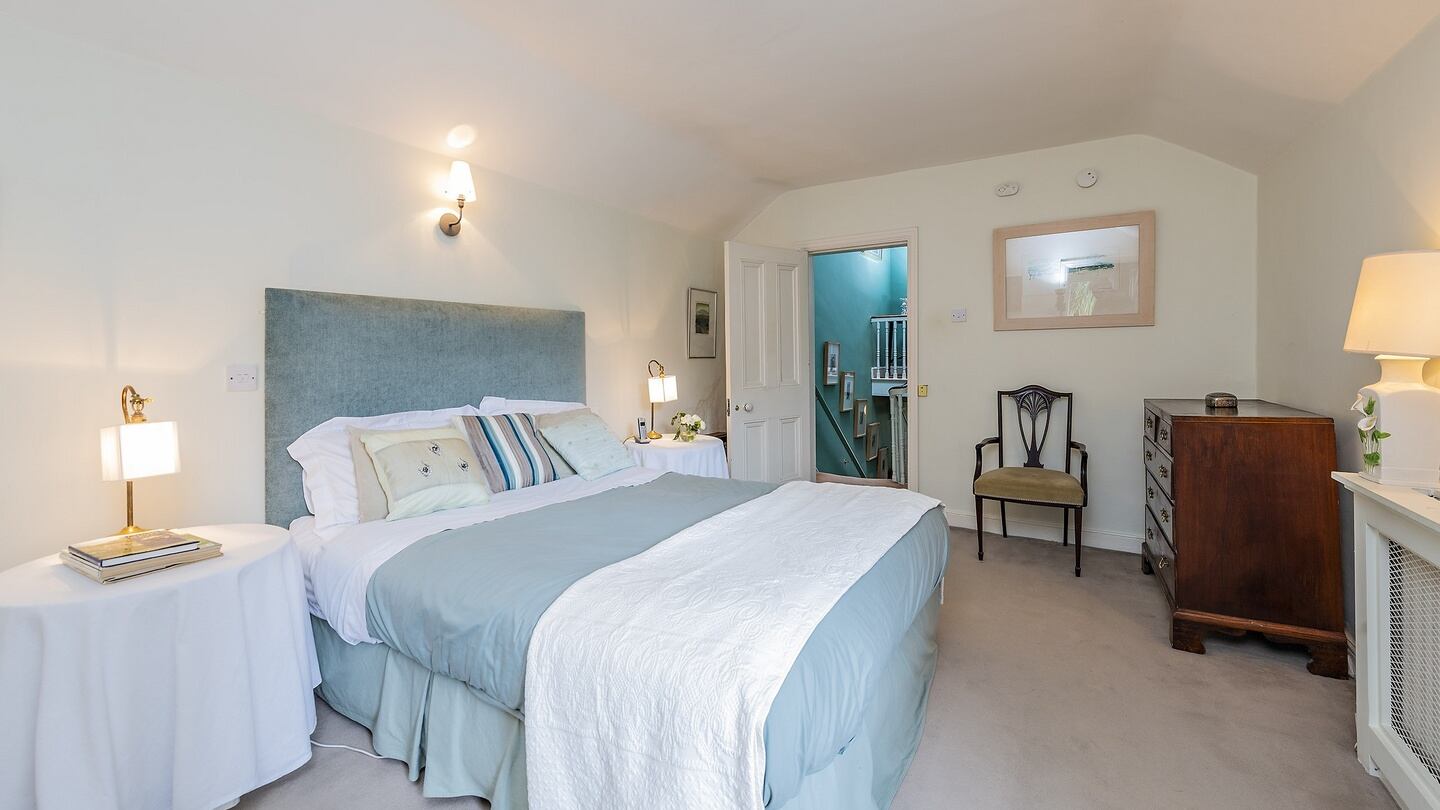 4 Sandford Avenue Donnybrook Dublin 4