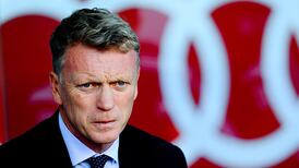 David Moyes urges Manchester United not to fire Louis van Gaal